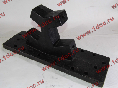 Кронштейн крепления V-образных тяг к раме левый H HOWO (ХОВО) AZ9625520358 фото 1 Кемерово